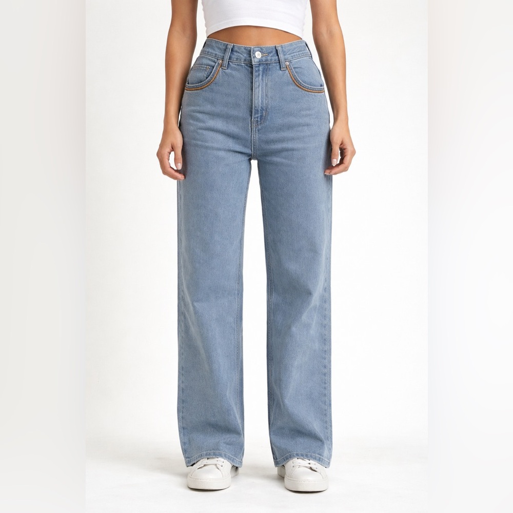 Flamingals Straight Leg Light Wash Mid Rise Flap Back pocket Jeans